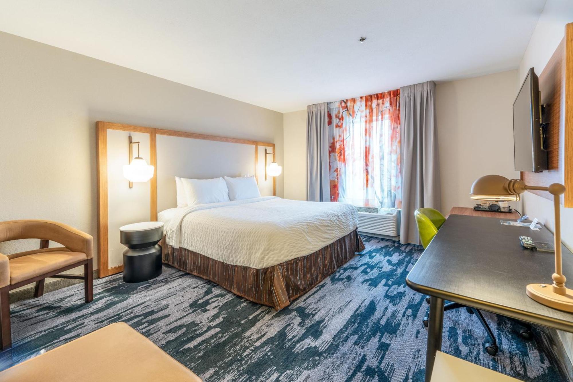 Fairfield Inn & Suites Fredericksburg Bagian luar foto